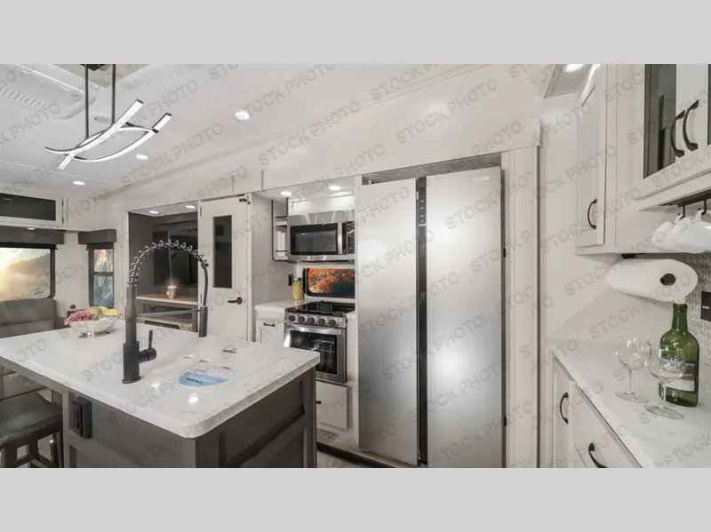 2027 Coachmen Chaparral 336TSIK - Photo 4