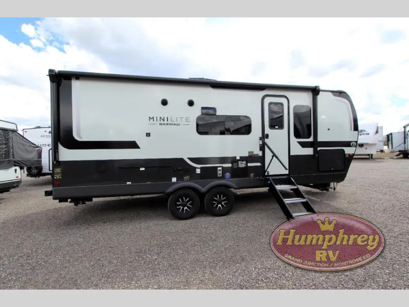 2026 Forest River Rockwood Mini Lite 2519S - Photo 4