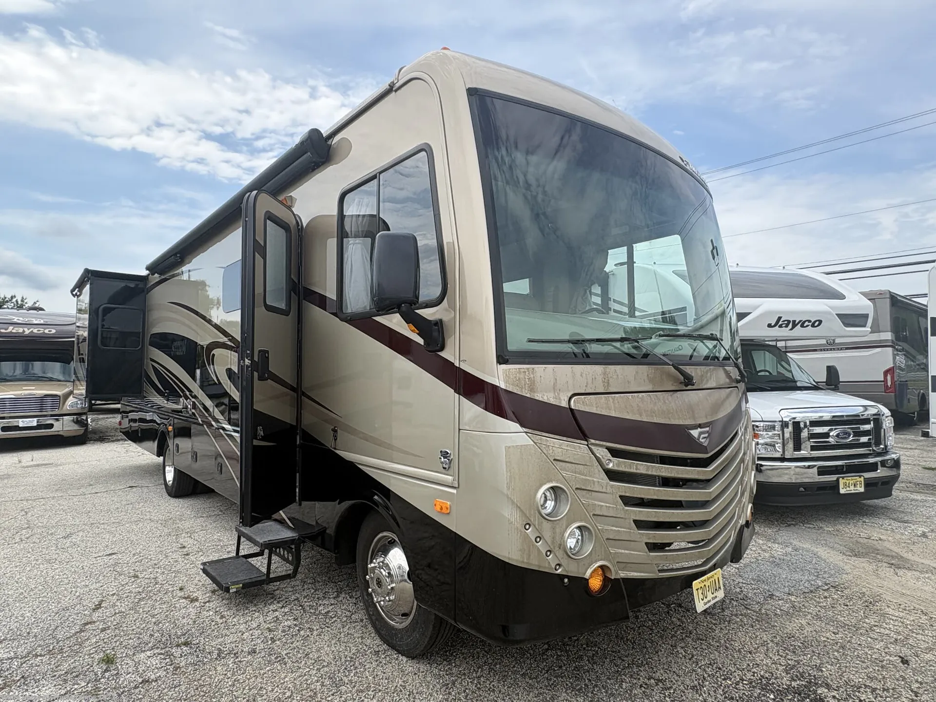 2017 Fleetwood Storm 32A - Photo 2