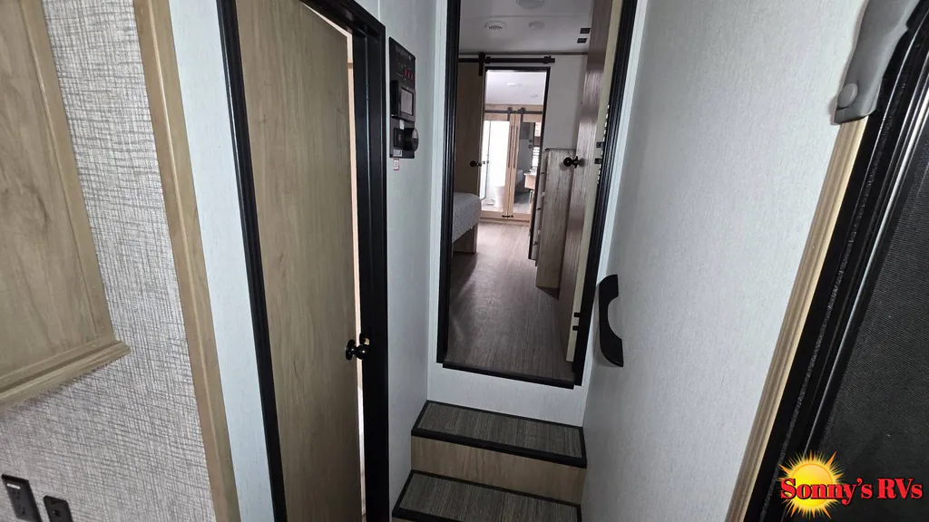 2023 Forest River Sabre 38RLH, Photos photo 34