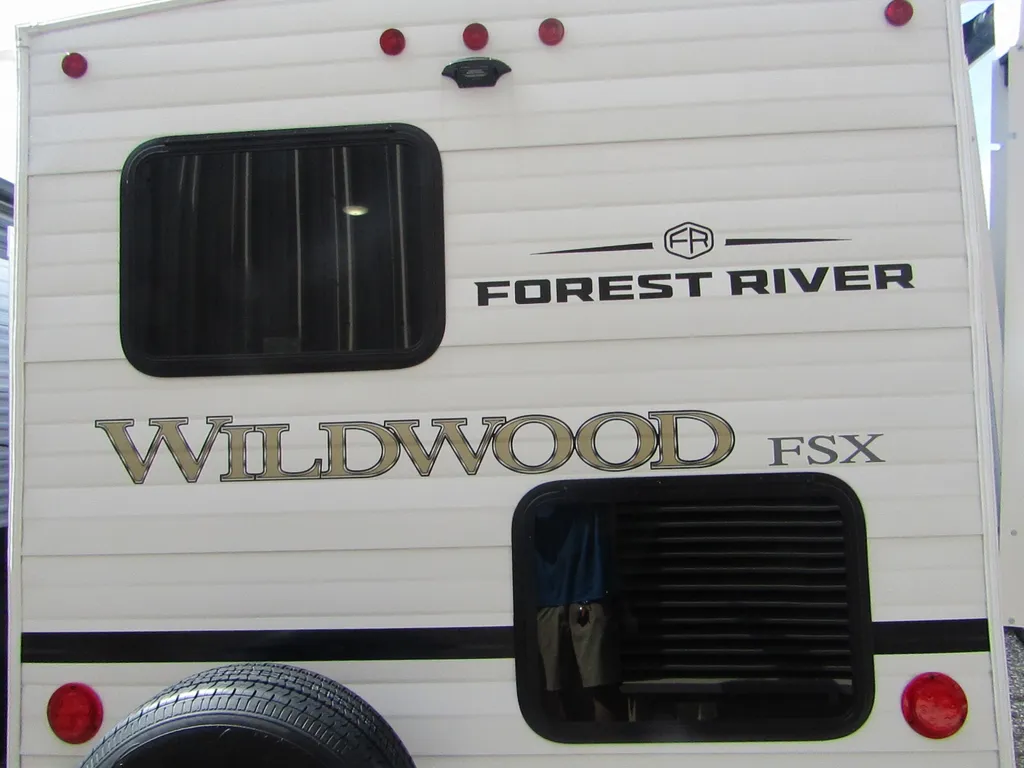 2026 Forest River Wildwood FSX 180ICE, Photos photo 11