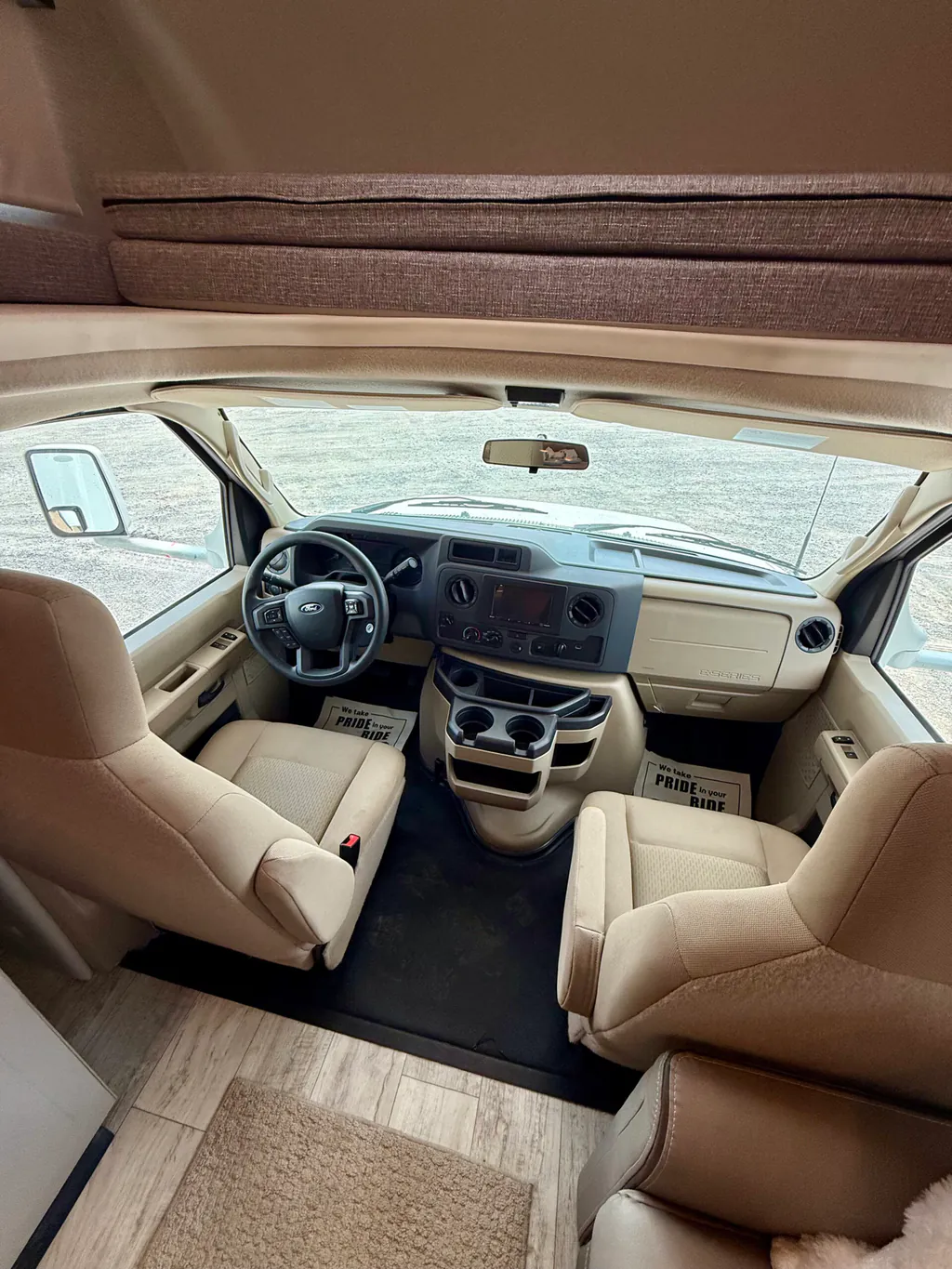 2024 Thor Motor Coach Chateau 31EV, Photos photo 8