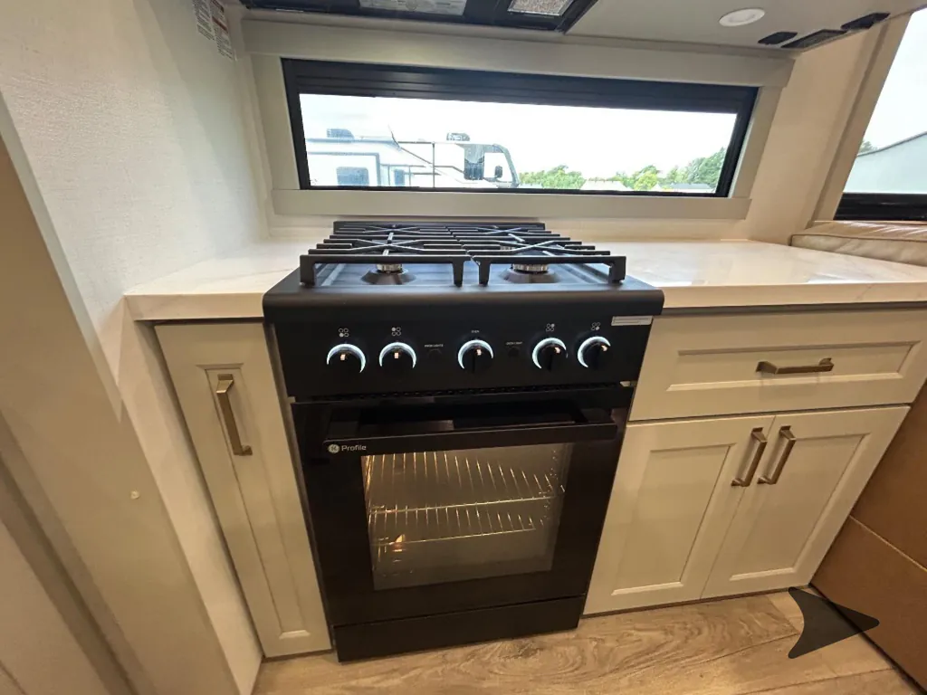 2025 Brinkley Model G 3250, Photos photo 27