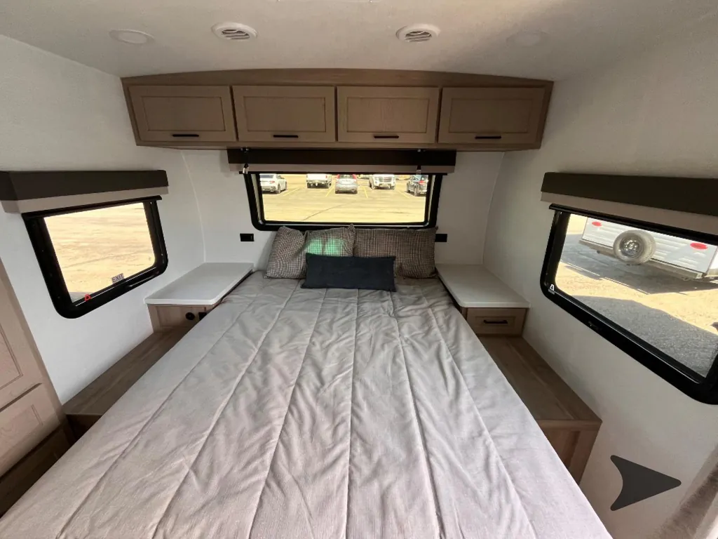 2026 Forest River Flagstaff Micro Lite 25FBD, Photos photo 17