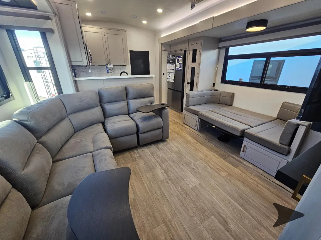 2027 Jayco North Point 391TBBH, Photos photo 23
