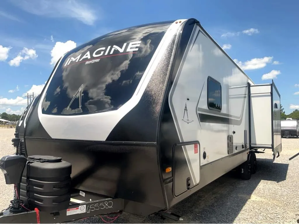 2026 Grand Design Imagine 2970RL - Photo 3