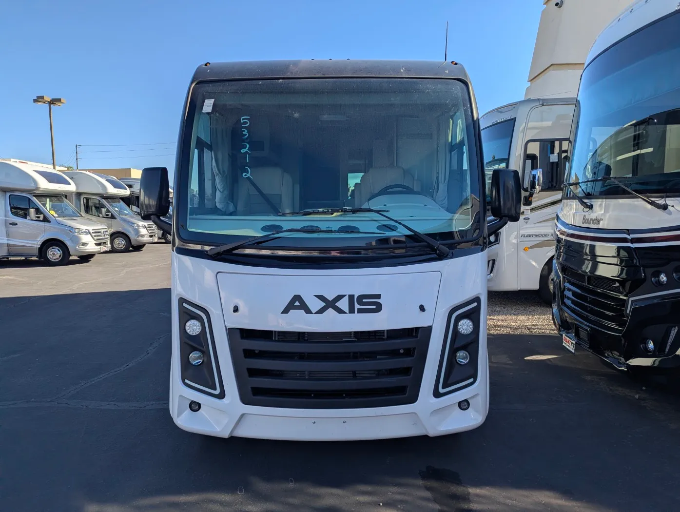 2026 Thor Motor Coach Axis 26.1 - Photo 3