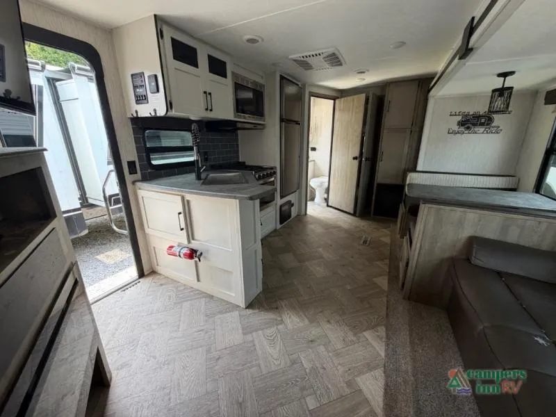 2023 Forest River Puma 32BHQS - Photo 4