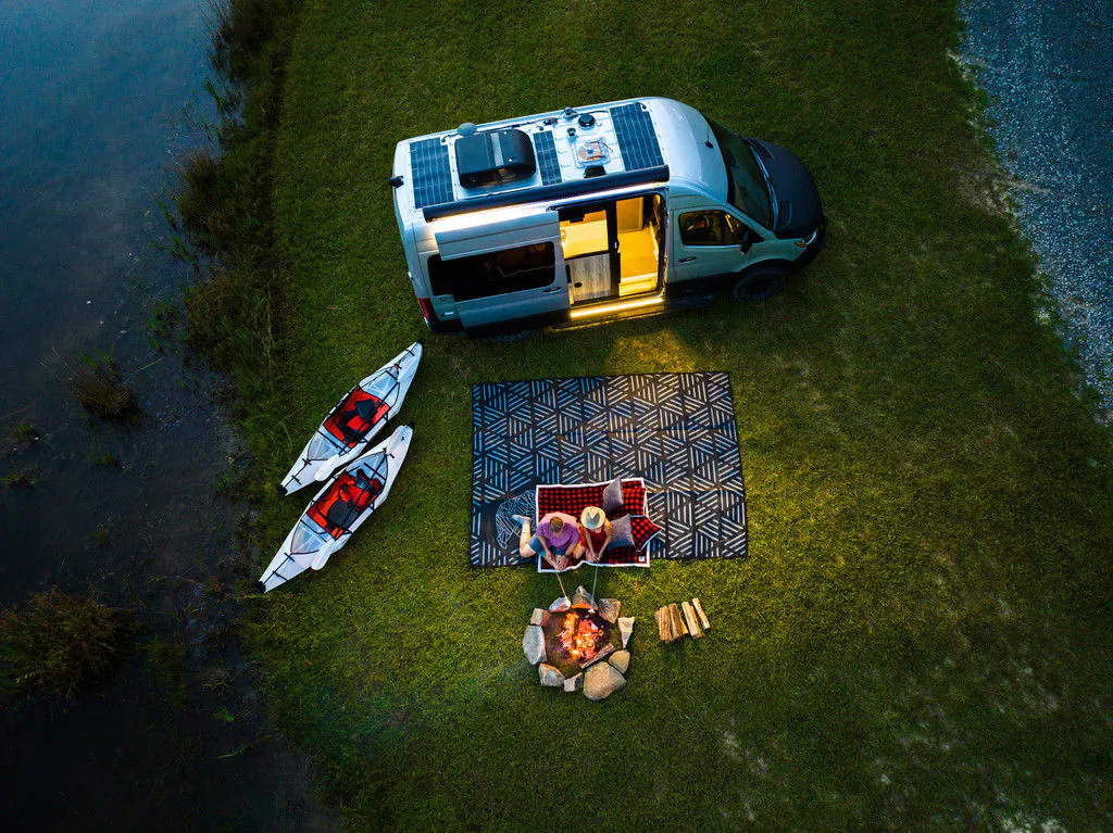 2025 Airstream Interstate 19X - Photo 4