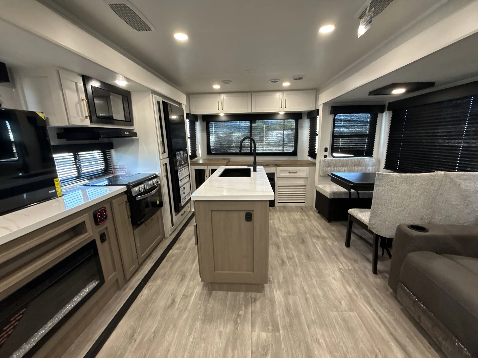2027 Jayco Eagle 320MKTS — living area main