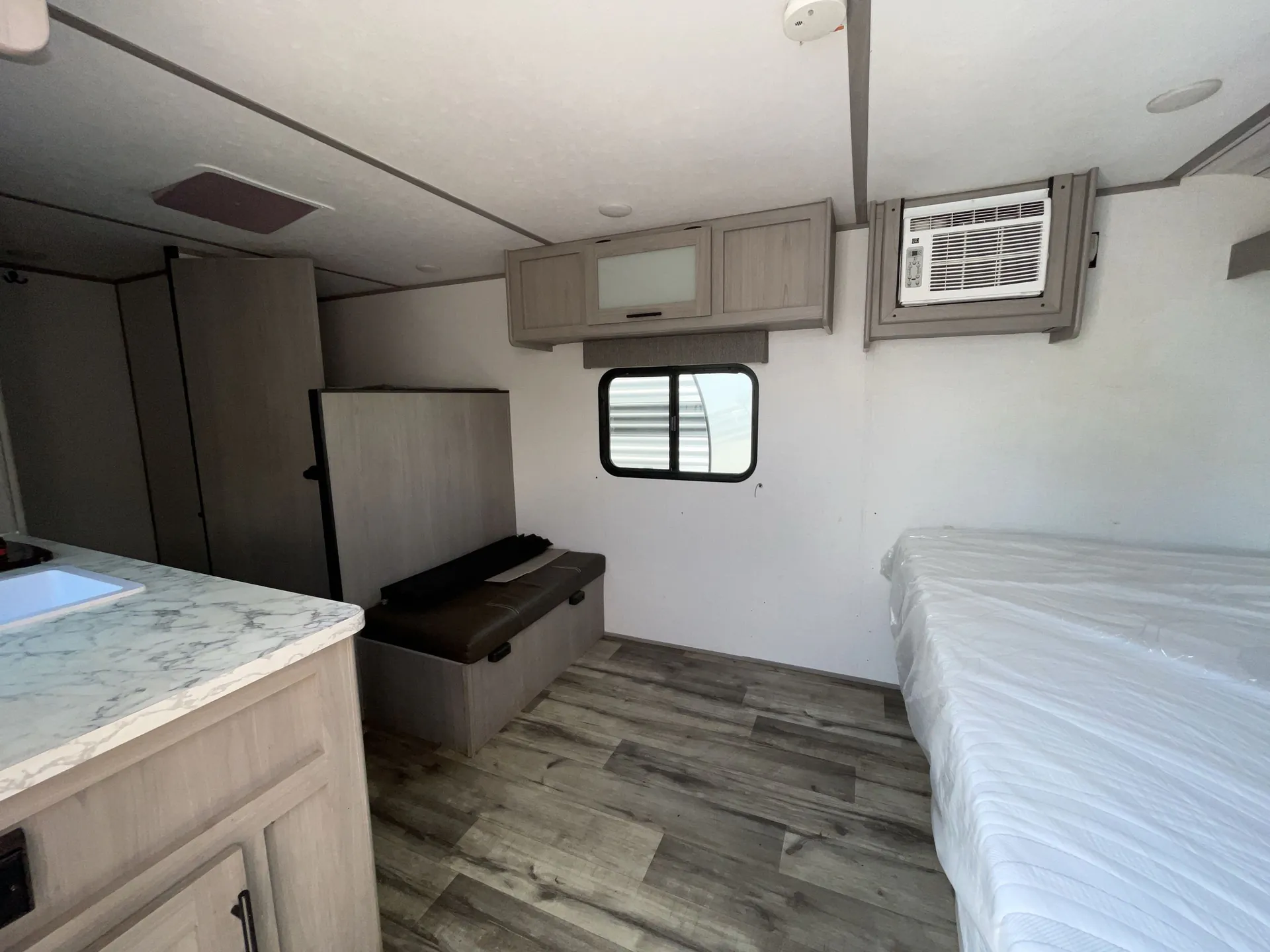 2024 Keystone Coleman 17B — living area main
