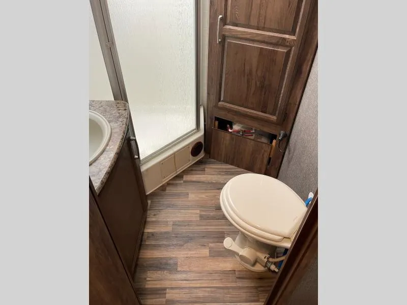 2015 Keystone RV Cougar X-Lite 30RLI - Photo 3
