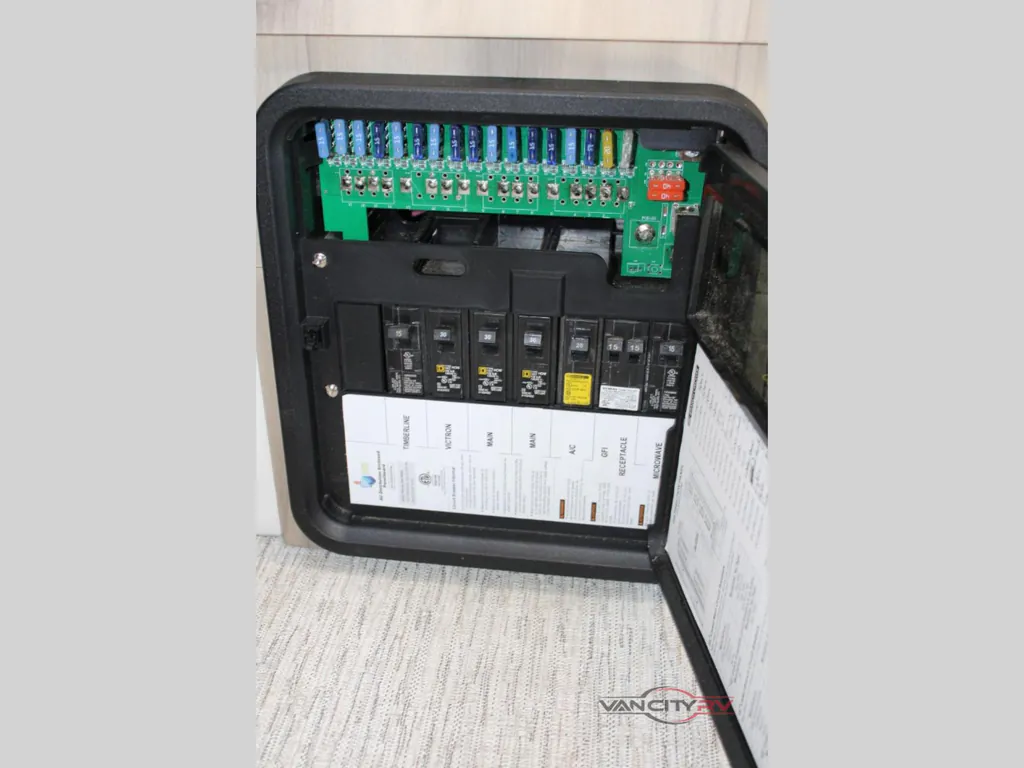 2027 Chinook RV Bayside TB, Photos photo 52