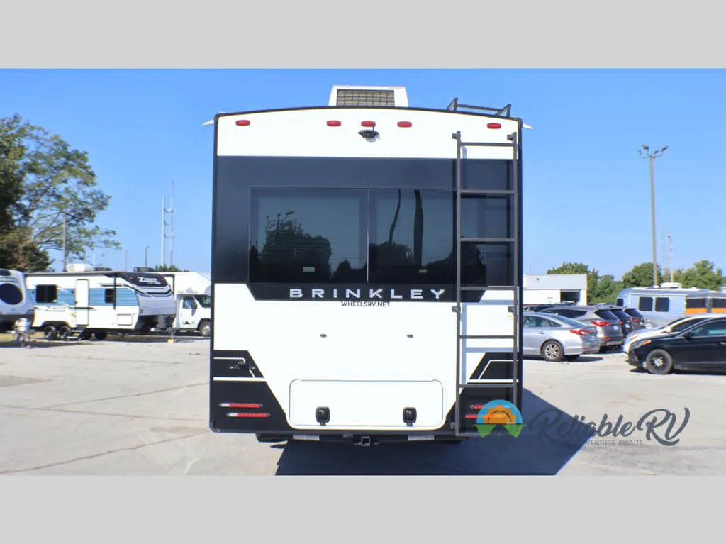2026 Brinkley Model Z 3100, Photos photo 6