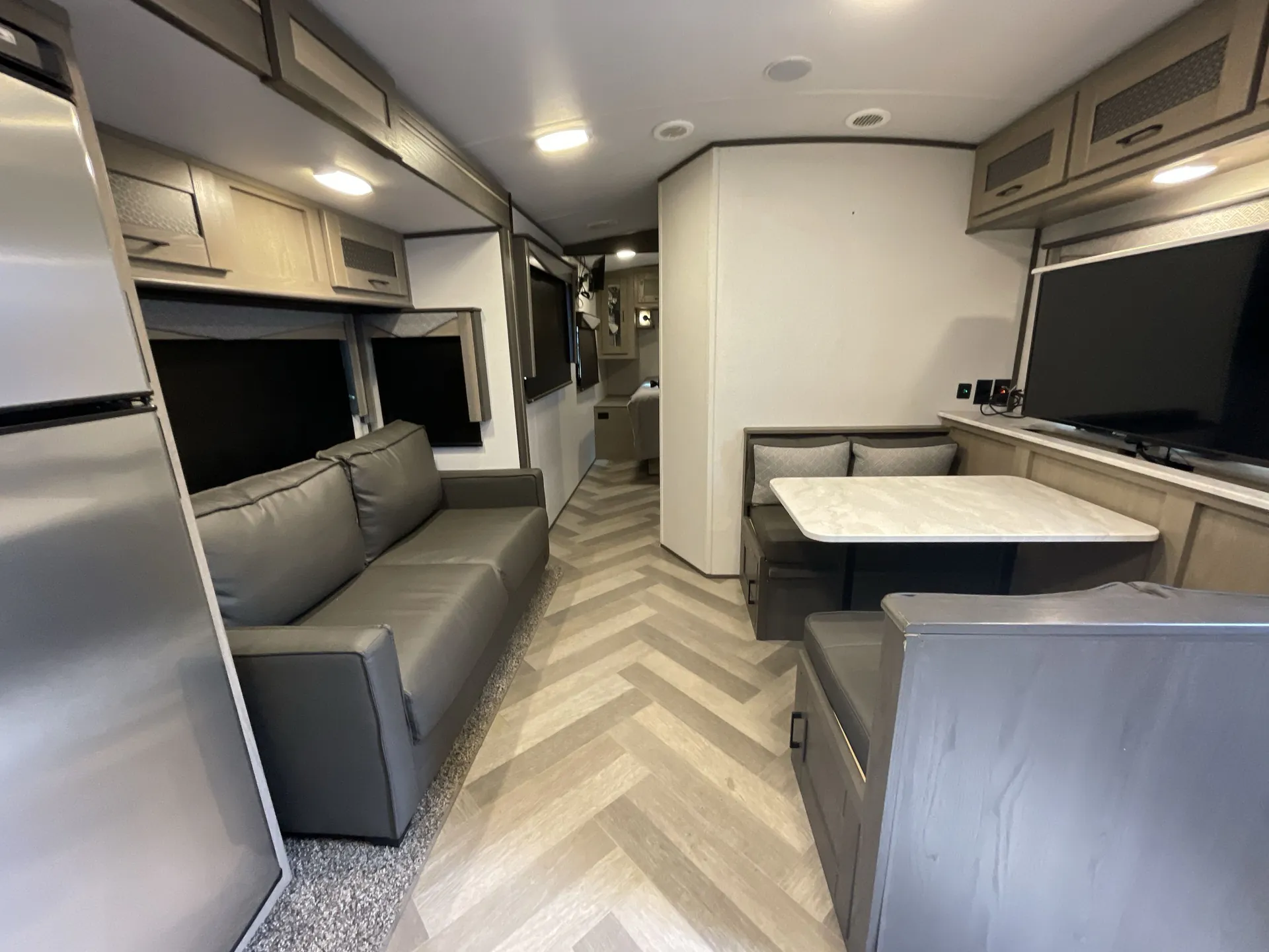 2021 Cruiser RV Twilight Signature TWS 2400 — living area main