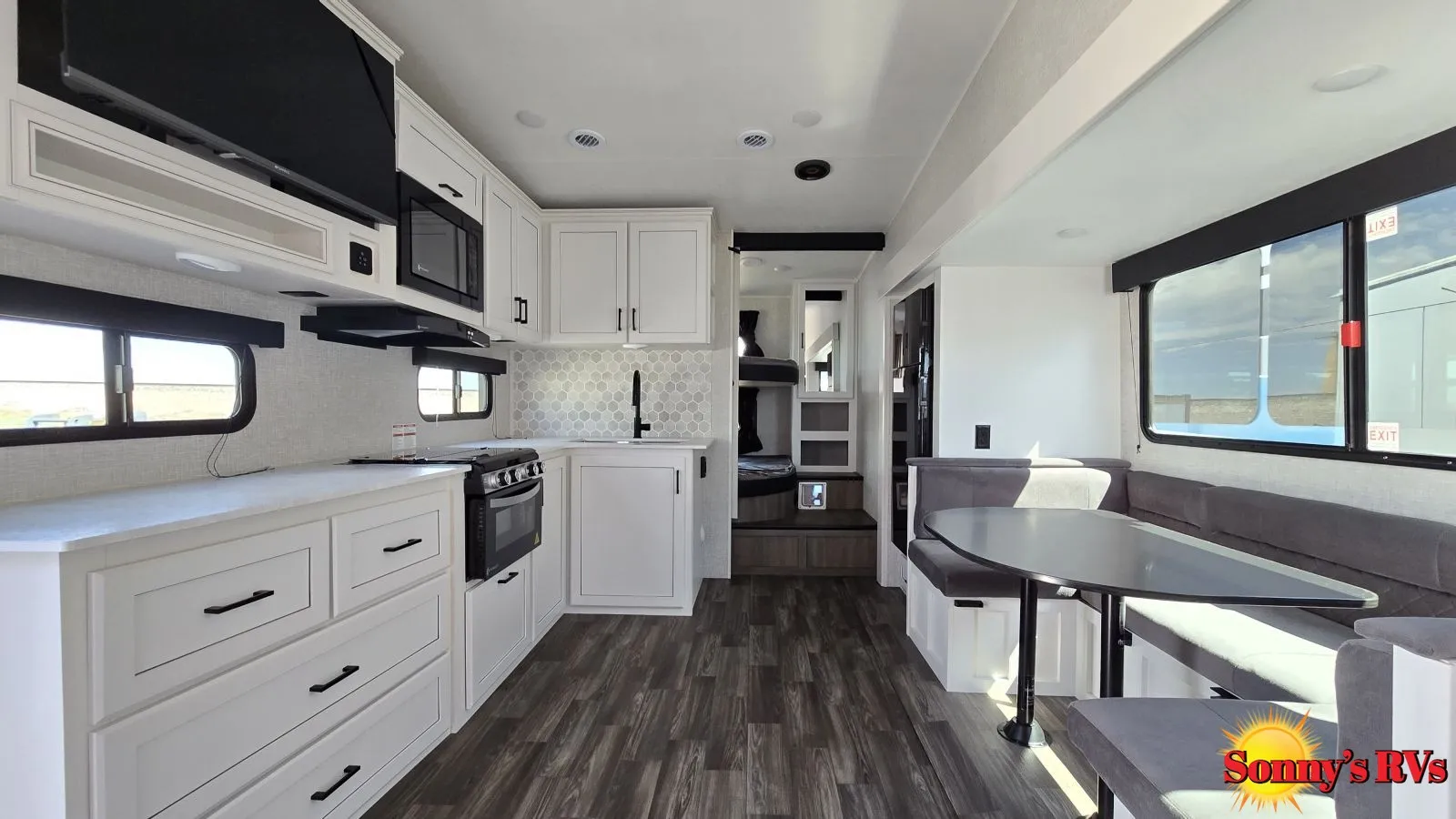 2025 Jayco Eagle 28BHU 28BHU - Photo 2