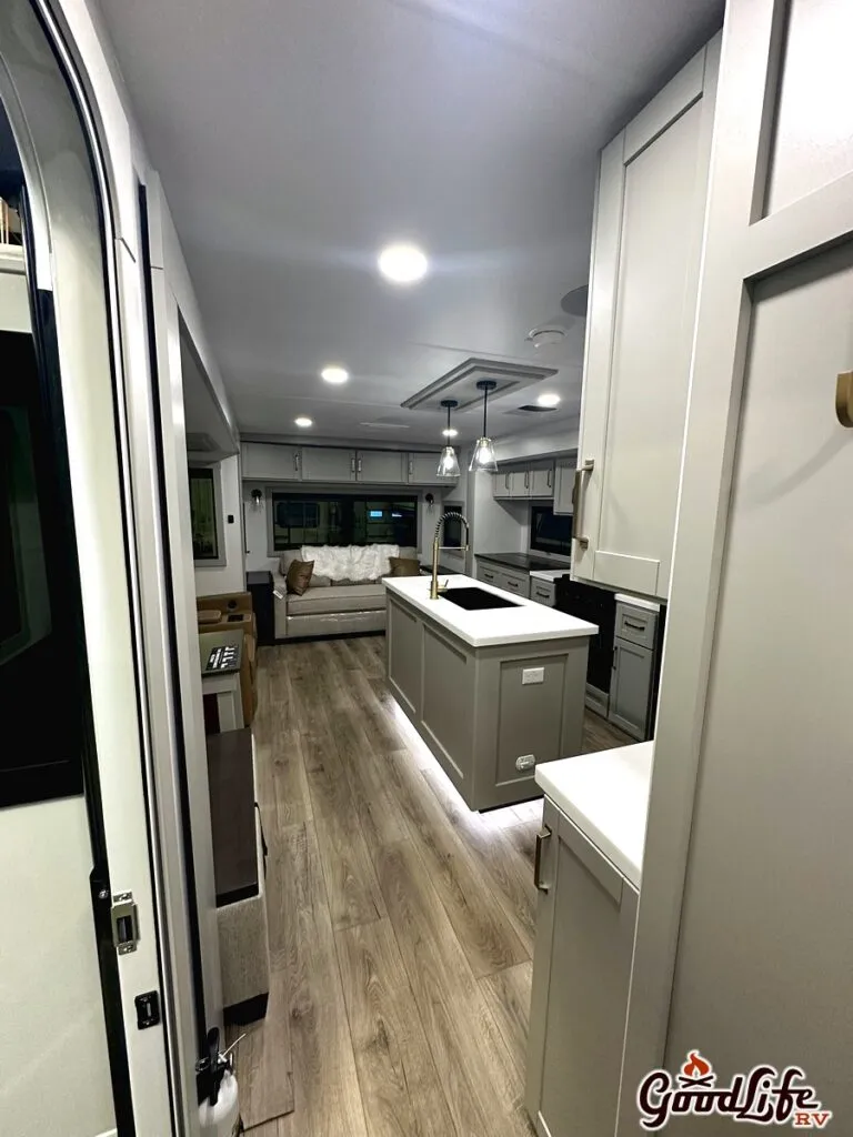2026 Brinkley Model Z 297, Photos photo 93