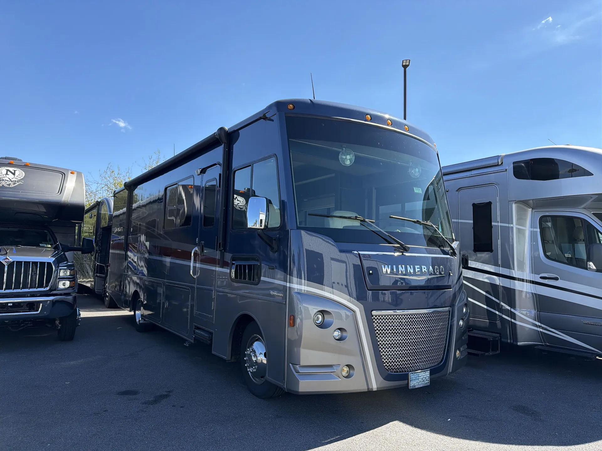 2021 Winnebago Adventurer 29B - Photo 2