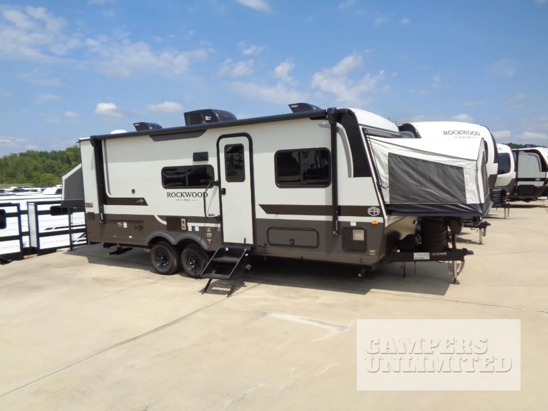 2027 Forest River Rockwood Roo 233S