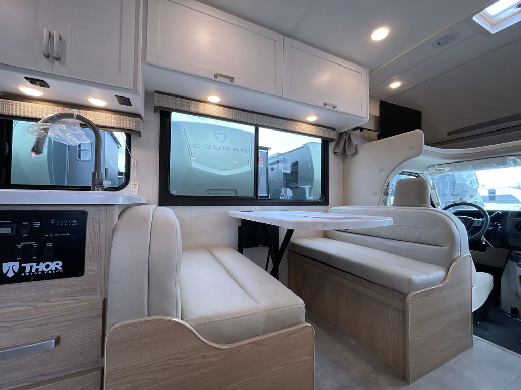 2026 Thor Motor Coach Freedom Elite 28HZ, Photos photo 22