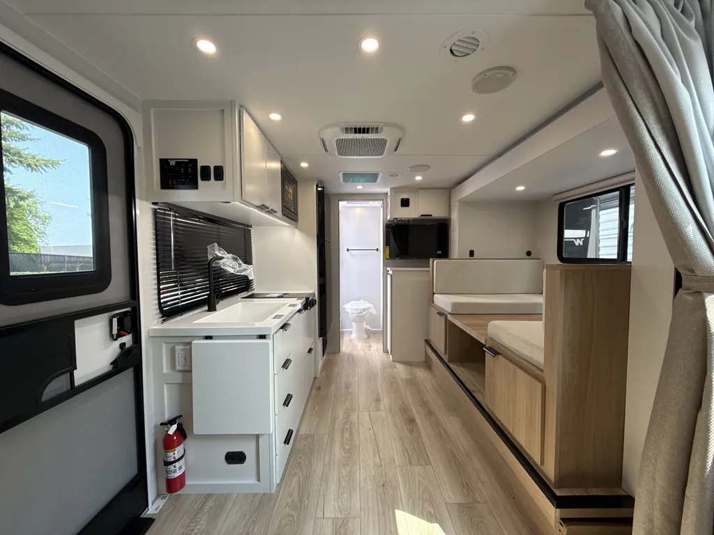 2027 Winnebago Micro Minnie 2108DS, Photos photo 2