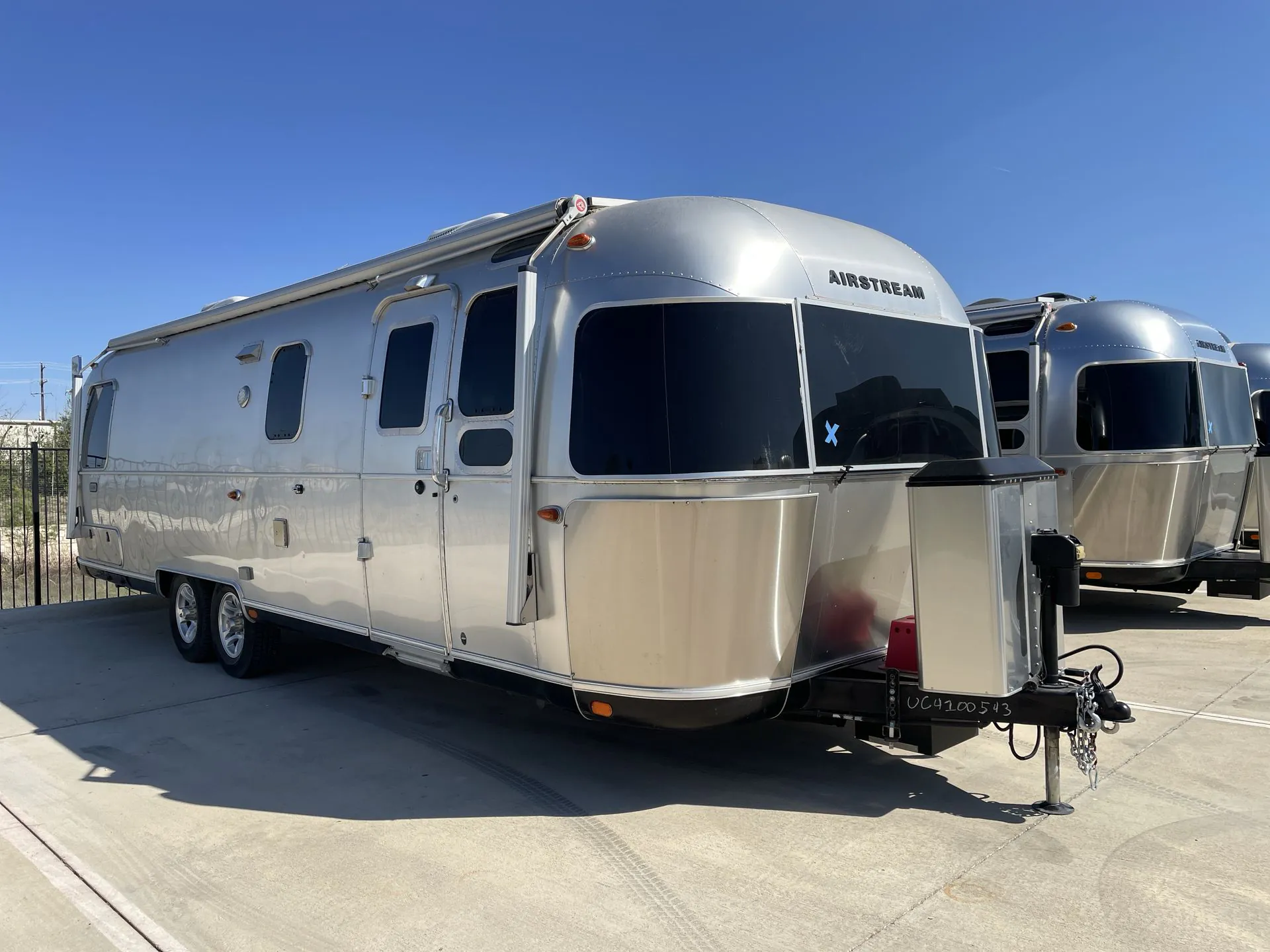 2021 Airstream Classic 30RB Twin - Photo 2