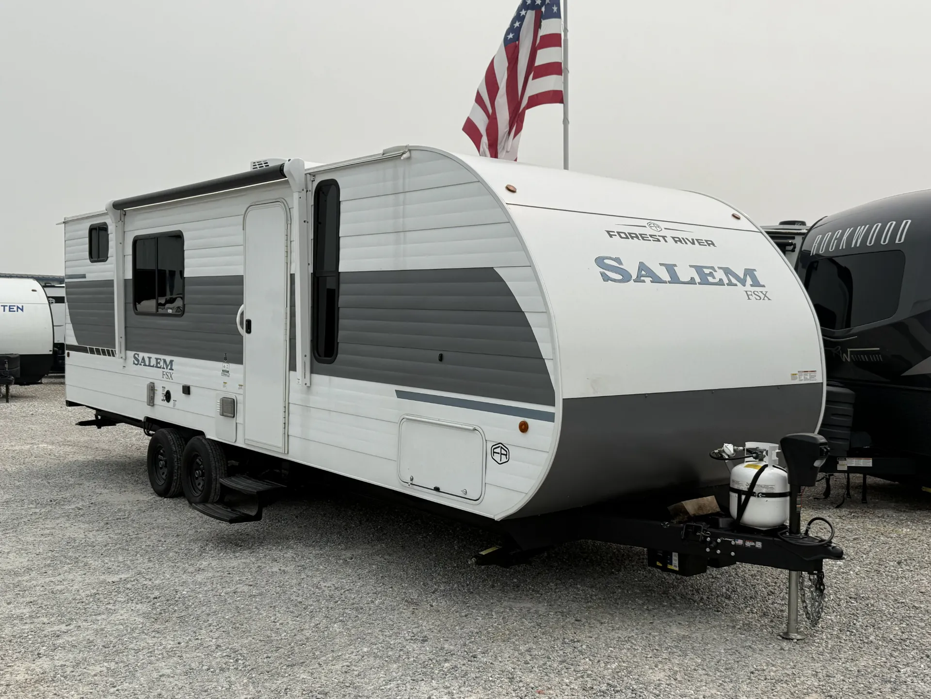 2026 Forest River Salem FSX 266BHLE - Photo 2