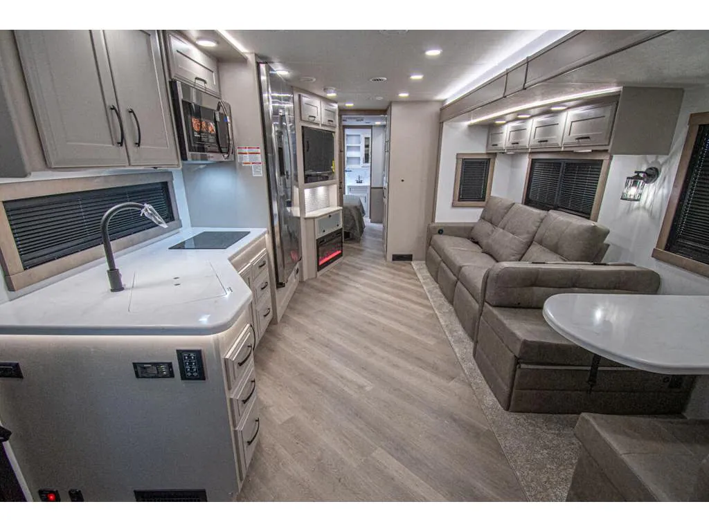 2027 Entegra Coach Emblem 36U, Photos photo 7