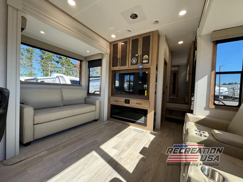 2026 Forest River Sierra 3800RK, Photos photo 9