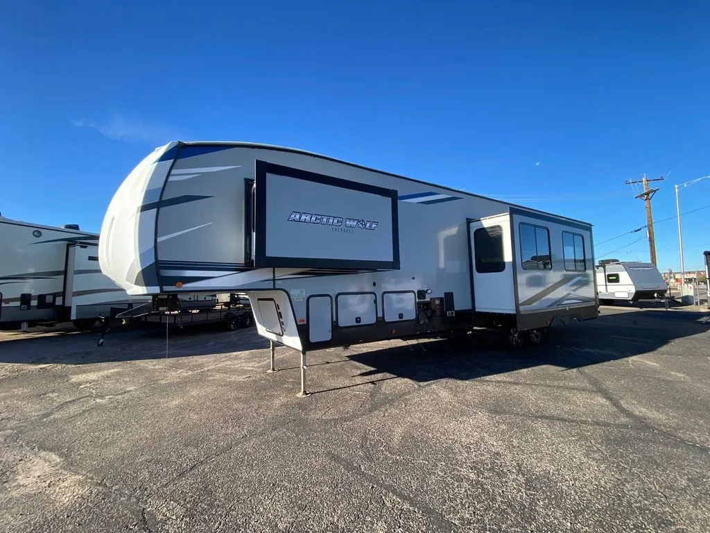 2022 FOREST RIVER ARCTIC WOLF 3770 SUITE - Main photo