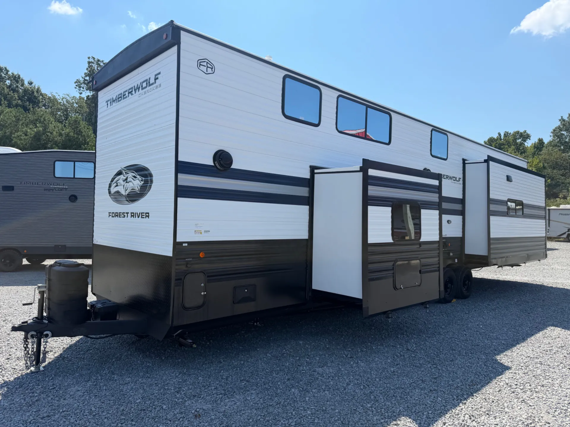 2027 Forest River Cherokee Timberwolf 39JM - Photo 4