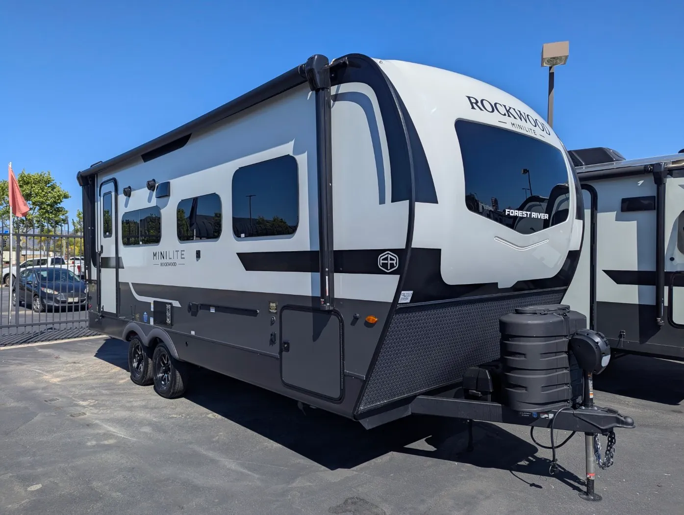 2026 Forest River Rockwood Mini Lite 2205S - Photo 2