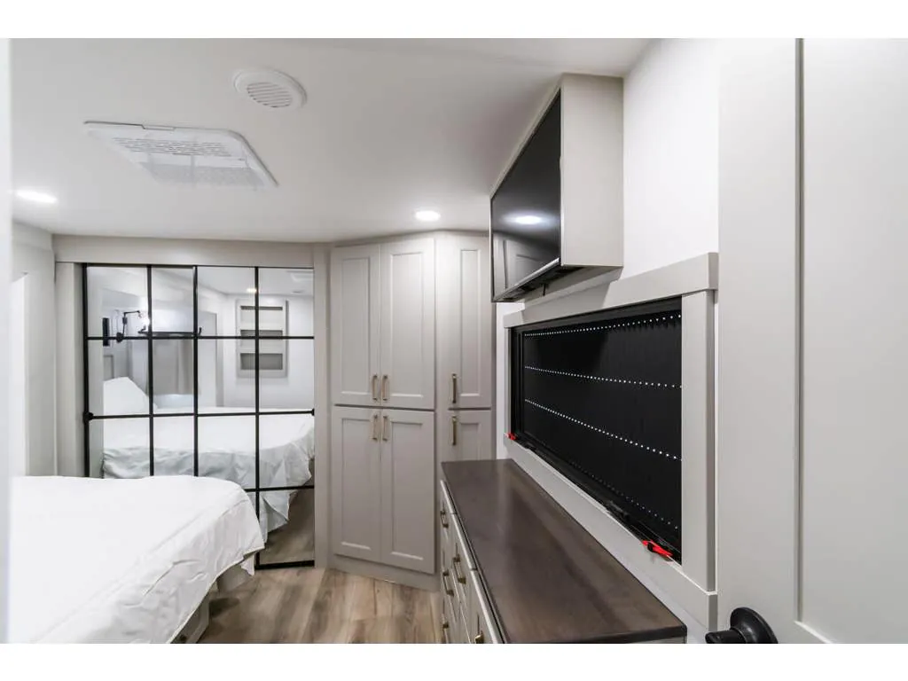 2025 Brinkley Model G 3500, Photos photo 39
