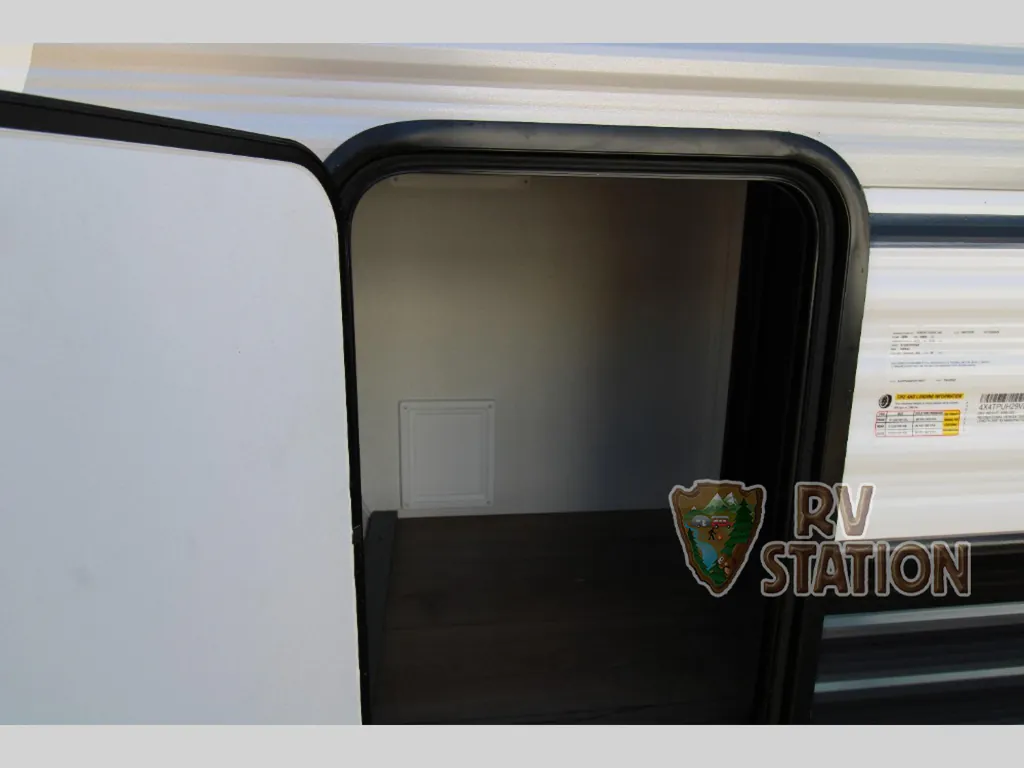 2027 Forest River Puma 32BHQS, Photos photo 12