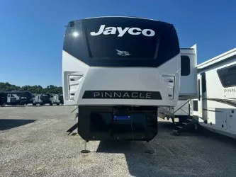 2027 Jayco Pinnacle 32RLTS - Photo 3