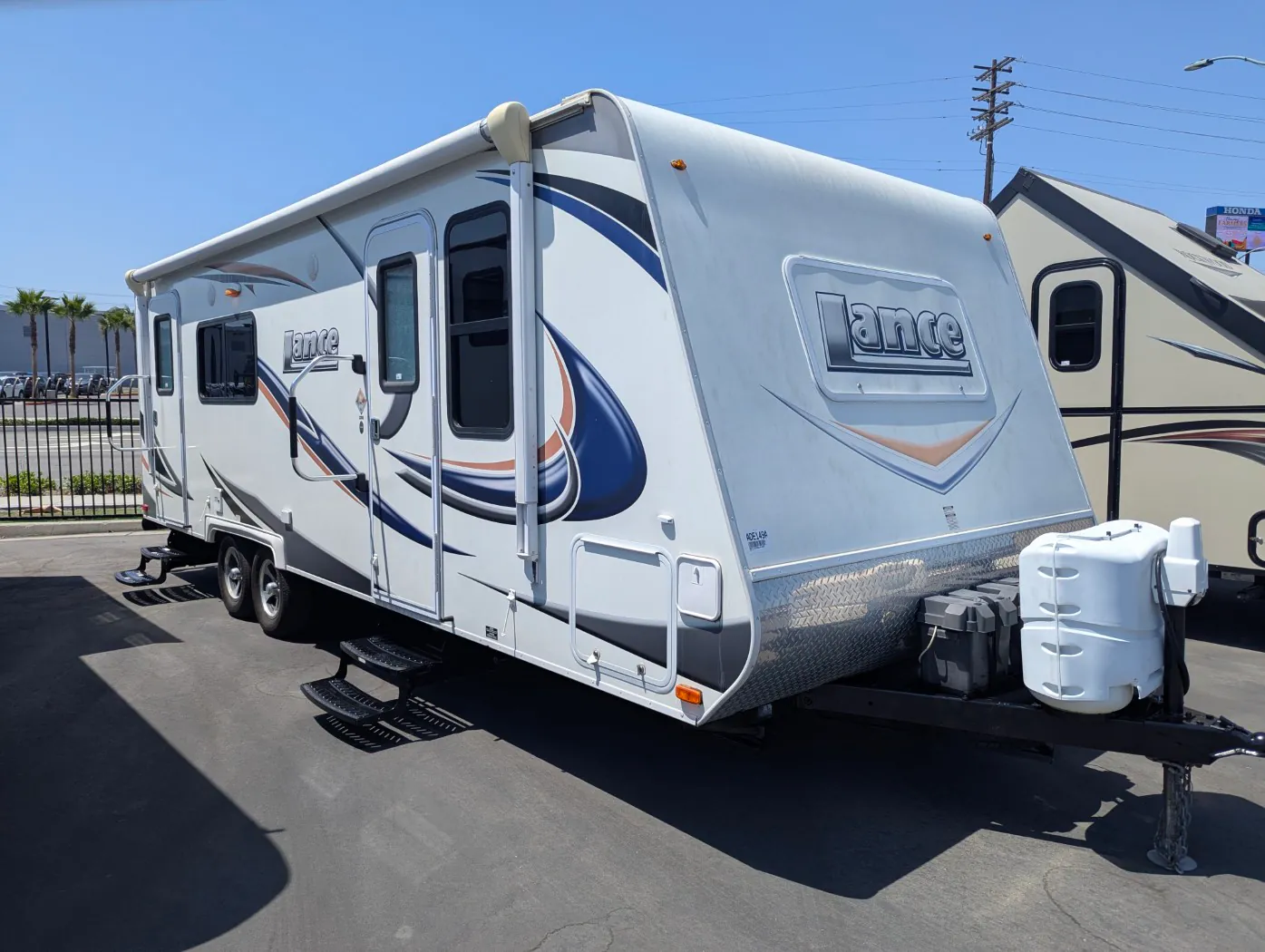 2014 Lance TT 2285 - Photo 2