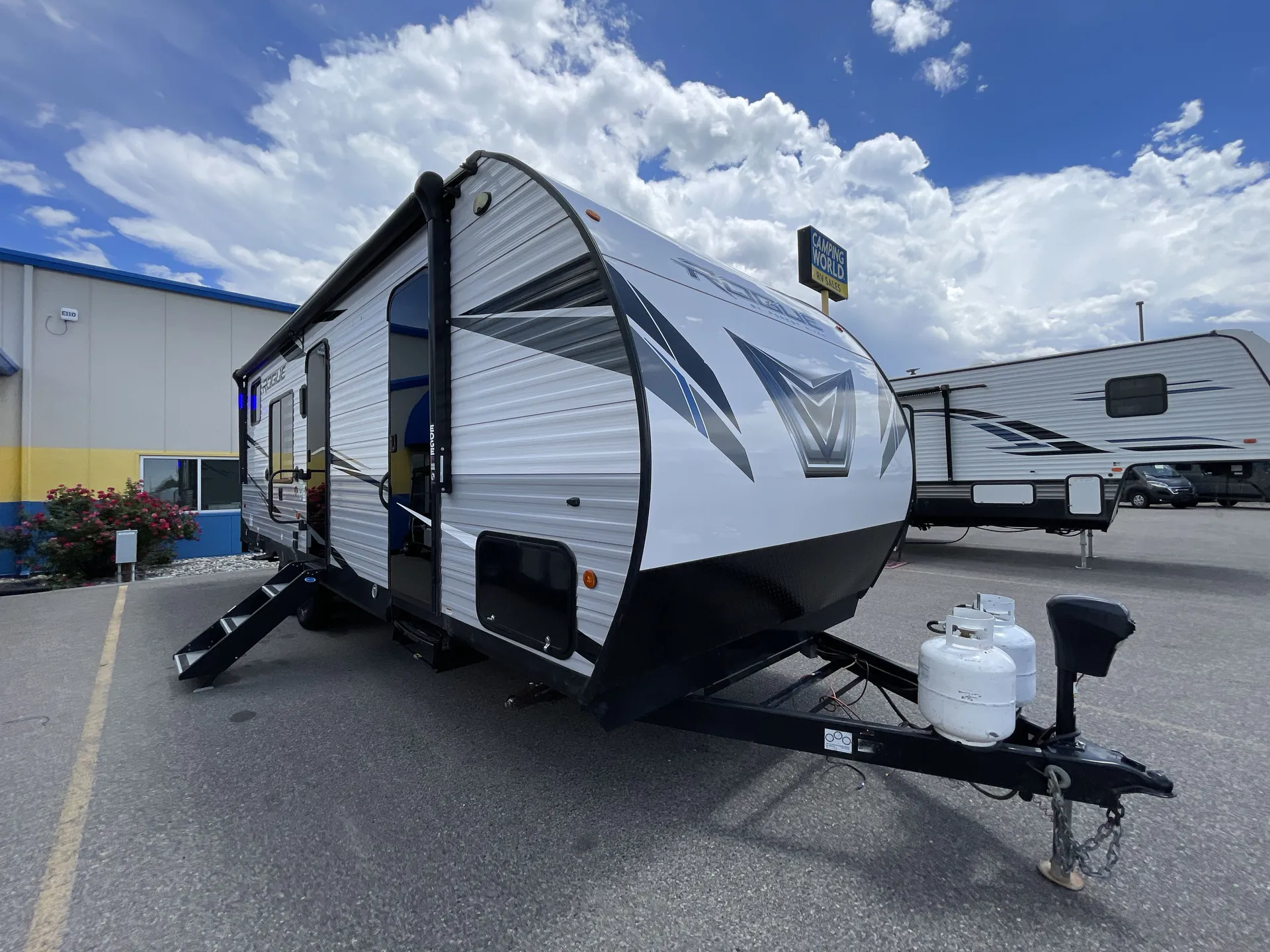 2021 Forest River Vengeance Rogue 25V