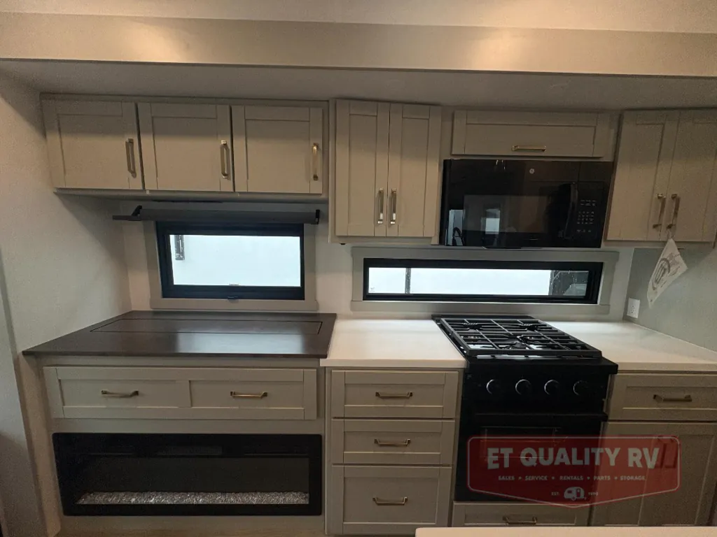 2026 Brinkley Model Z 3600, Photos photo 31