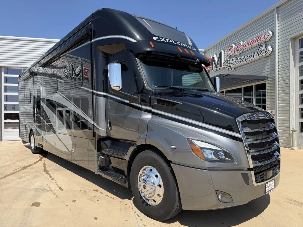 2024 Renegade RV Explorer 40ERB - Photo 2