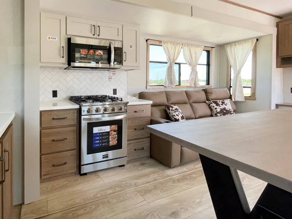 2027 Forest River Mesquite 3850HBRK, Photos photo 9