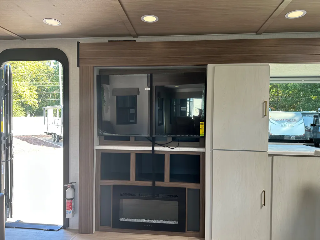 2026 Forest River Vibe 3400XL, Photos photo 12