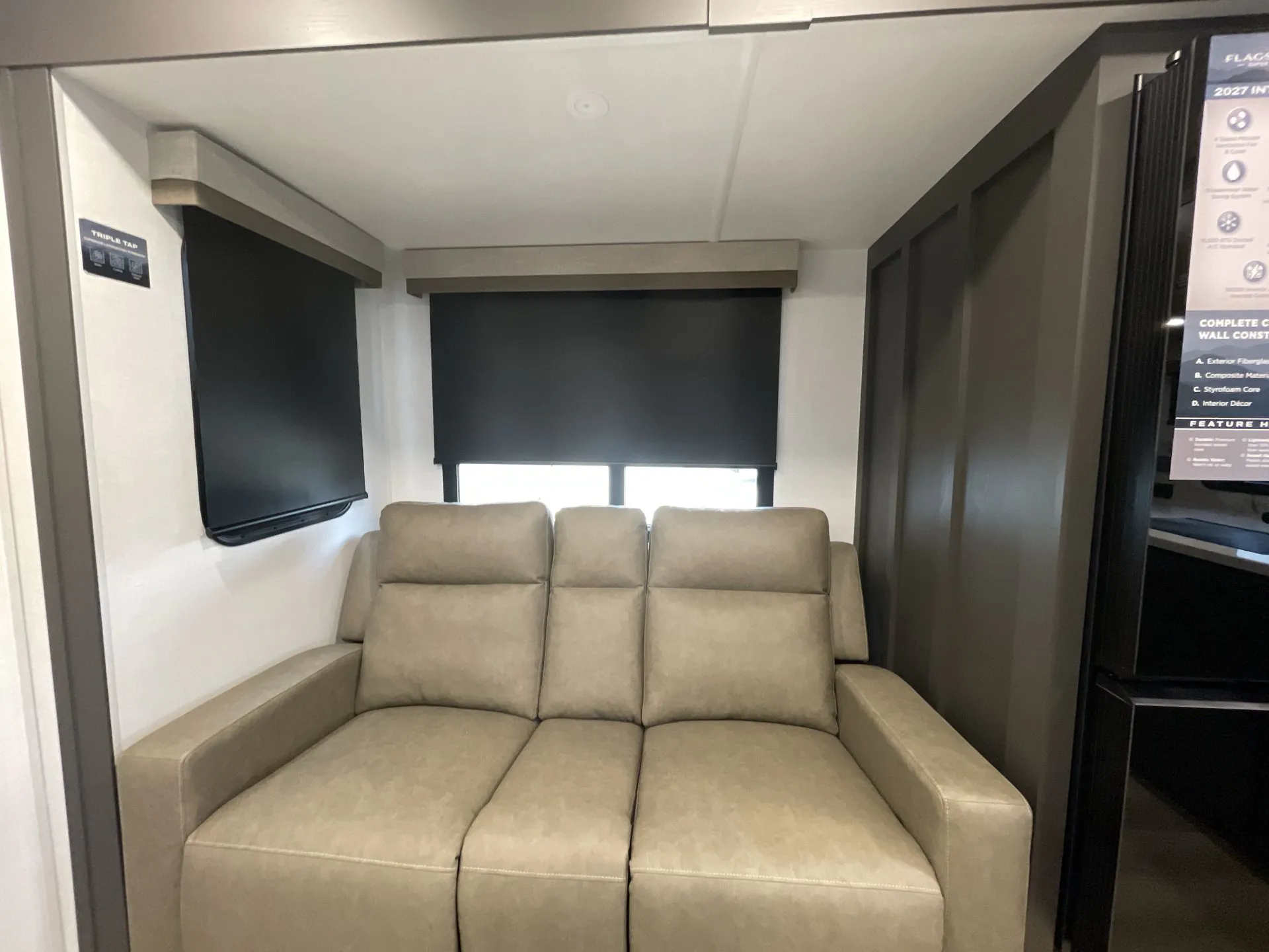 2027 Forest River Flagstaff Super Lite 26MBR — Photo 5