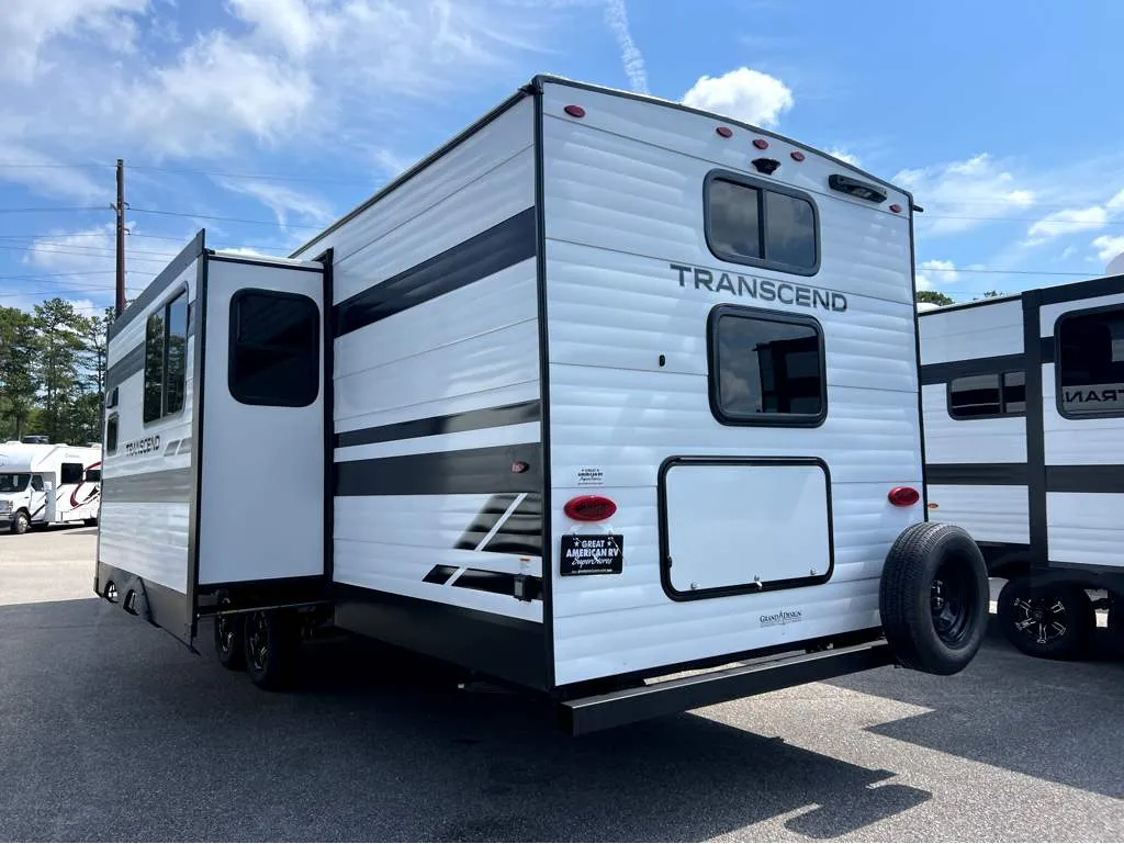 2026 Grand Design Transcend 295QBT - Photo 4