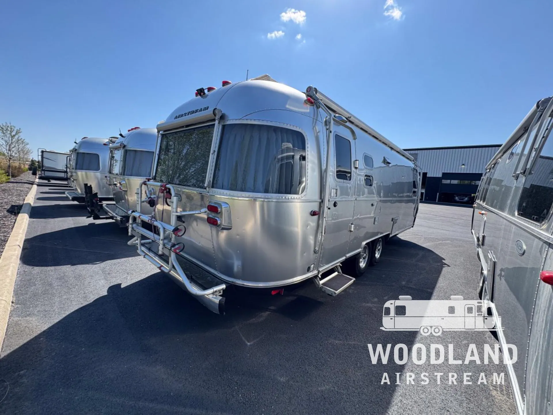 2018 Airstream Globetrotter 27FB - Photo 3