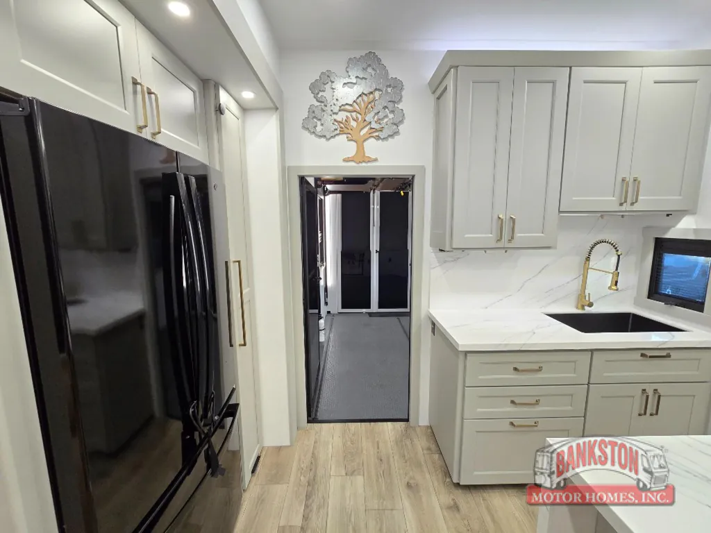 2026 Brinkley Model G 3520, Photos photo 19