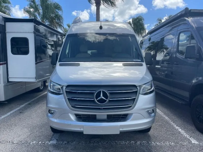 2020 Airstream INTERSTATE TOMMY BAHAMA - Photo 2