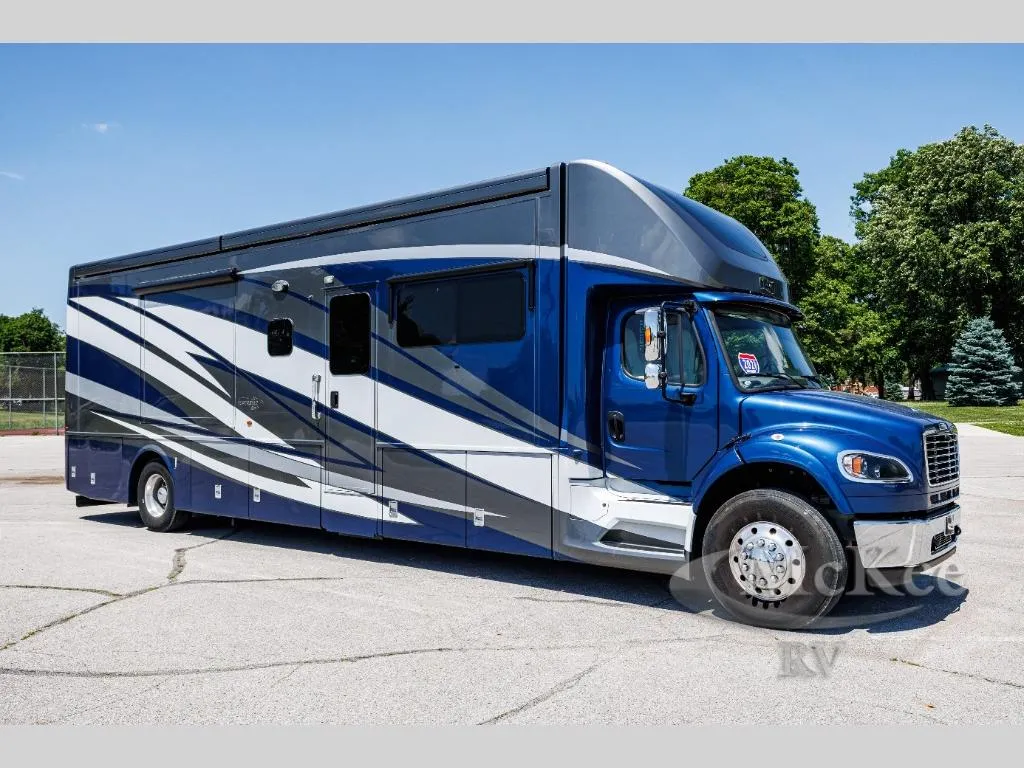 2021 Newmar Super Star 4051 - Photo 2