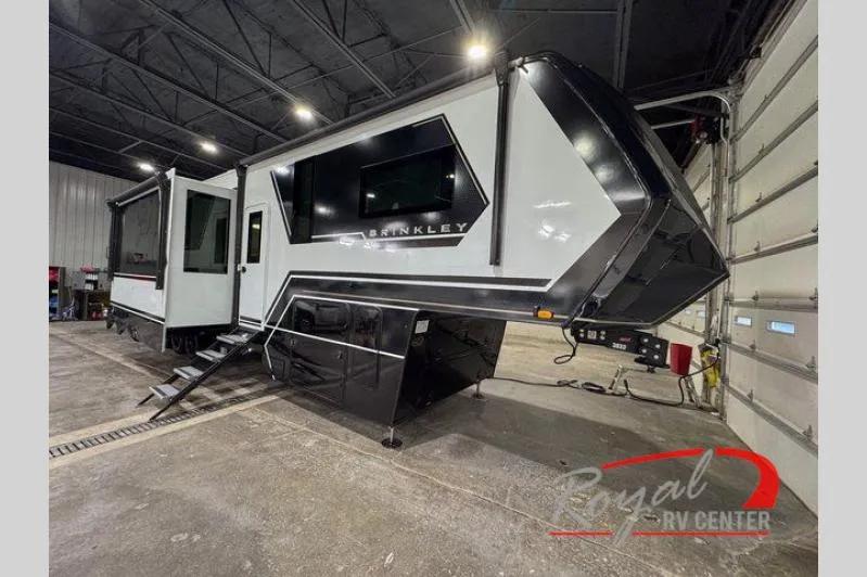 2026 Brinkley Model G 3970 - Photo 2