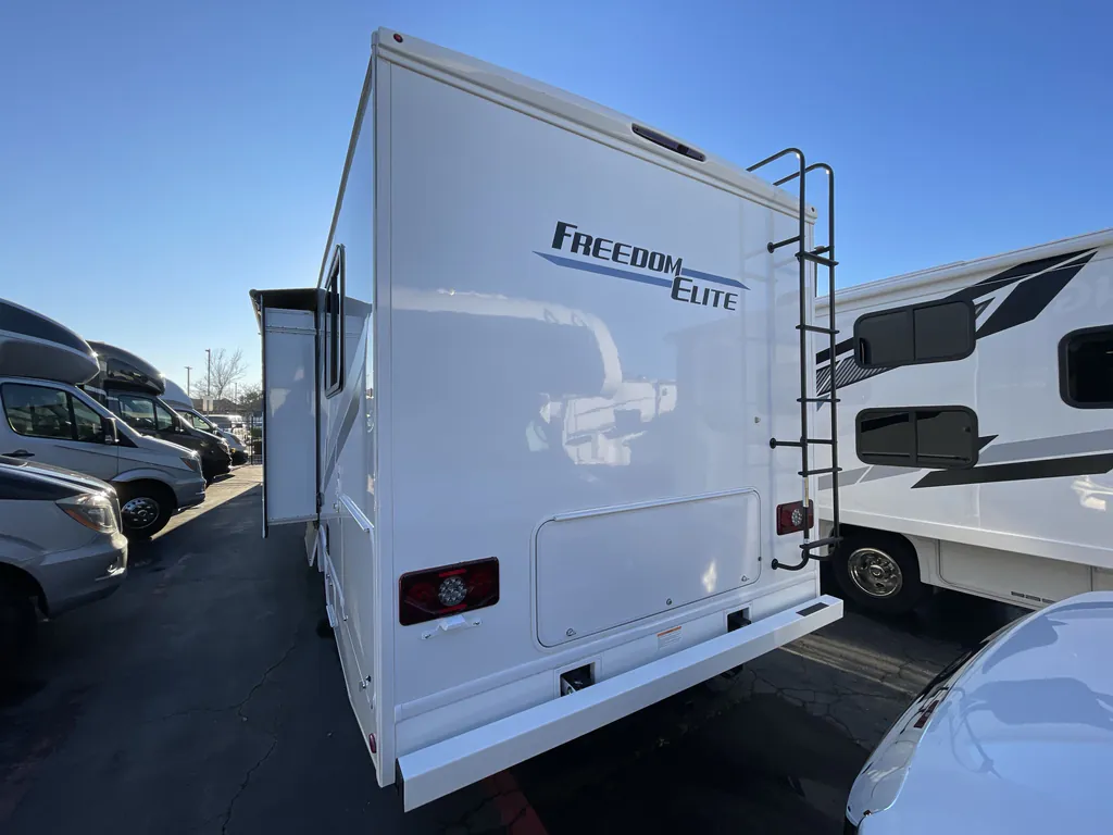 2026 Thor Motor Coach Freedom Elite 28HE, Photos photo 7