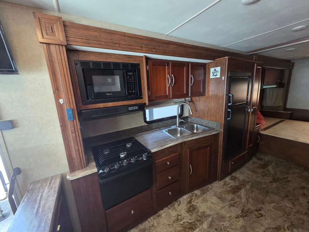 2017 Coachmen Pursuit 27KB, Photos photo 24